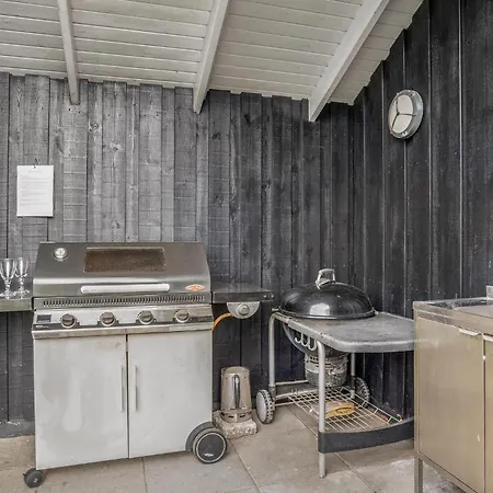 بيت للعطل Cozy In Vaeggerlose With Sauna Bøtø By