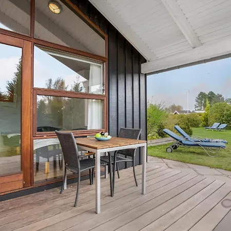 Holiday home Cozy In Vaeggerlose With Sauna
