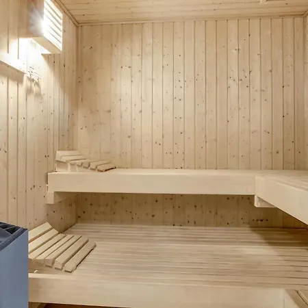 Cozy In Vaeggerlose With Sauna بيت للعطل Bøtø By