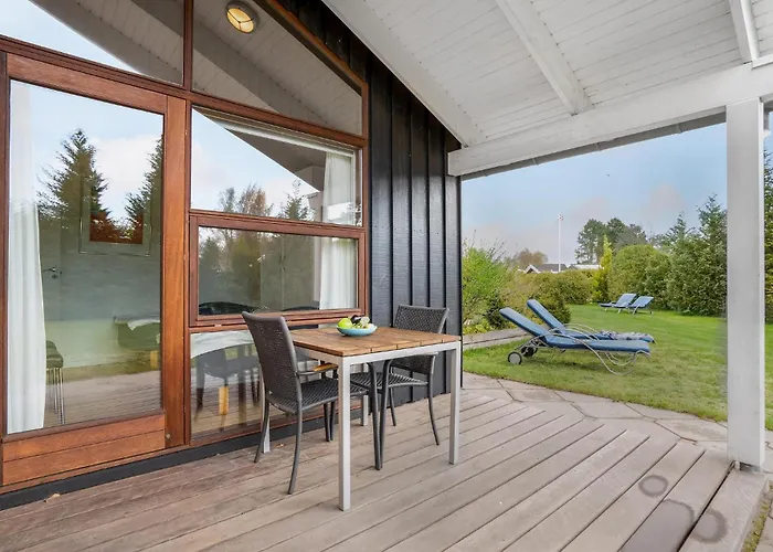 Holiday home In Vaeggerlose With Sauna